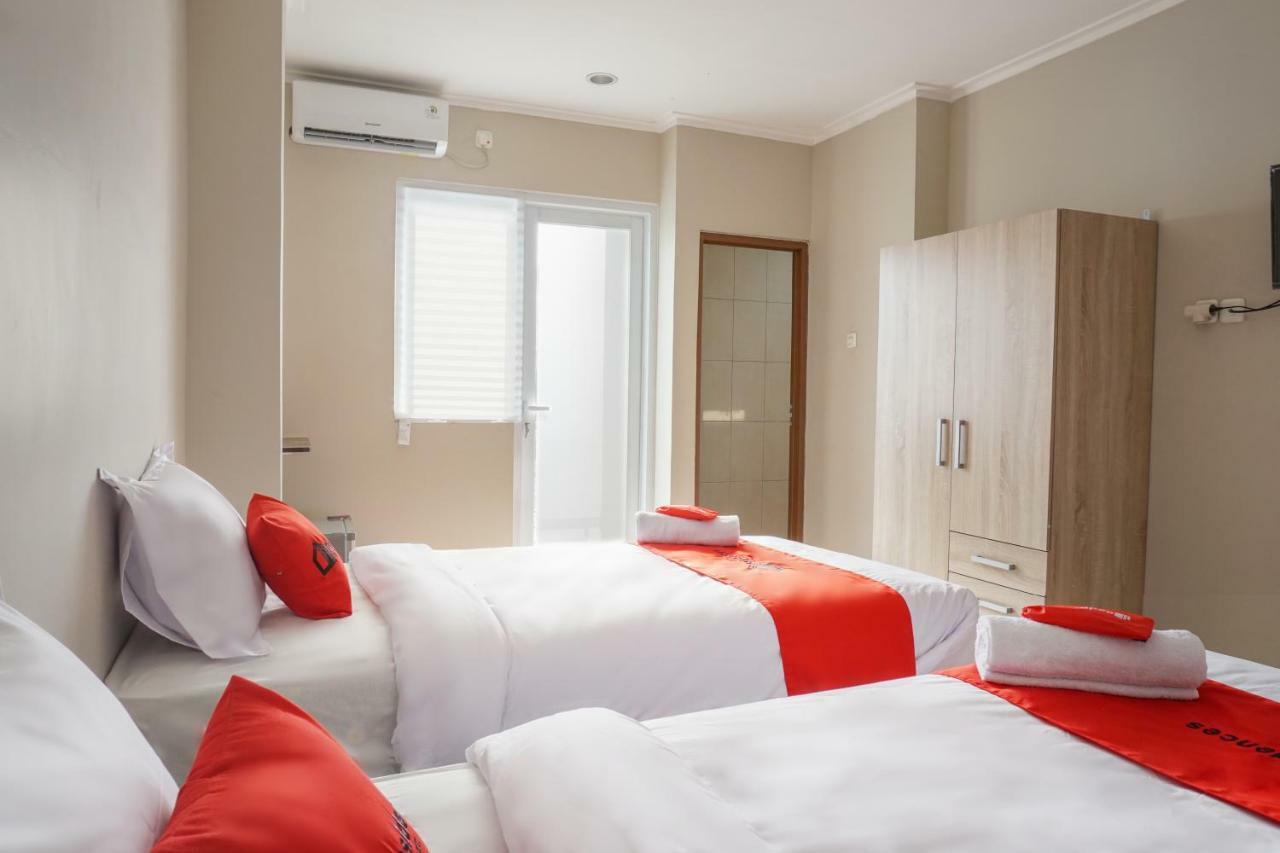 Residences By Reddoorz Near Mt Haryono - Minimum Stay 7 Days Jakarta Exteriér fotografie