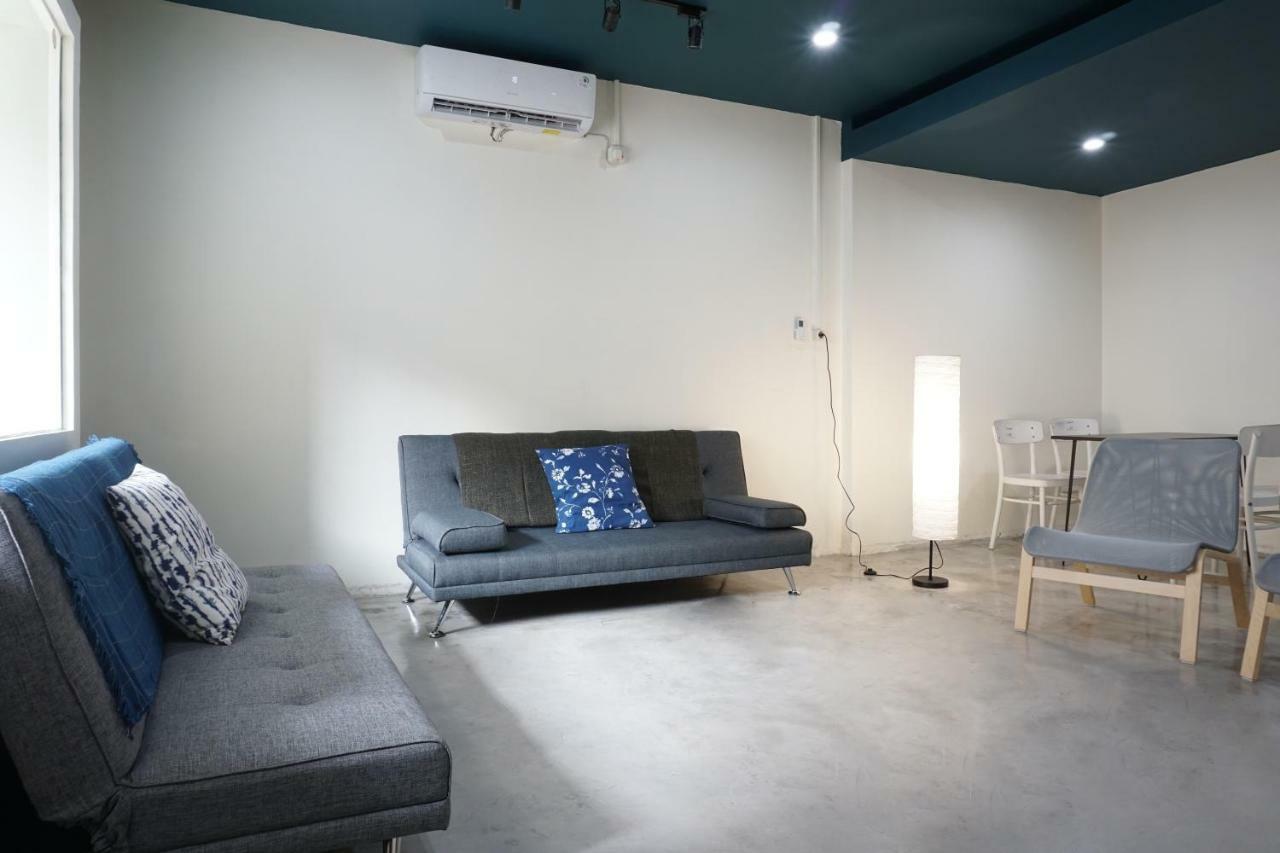 Residences By Reddoorz Near Mt Haryono - Minimum Stay 7 Days Jakarta Exteriér fotografie
